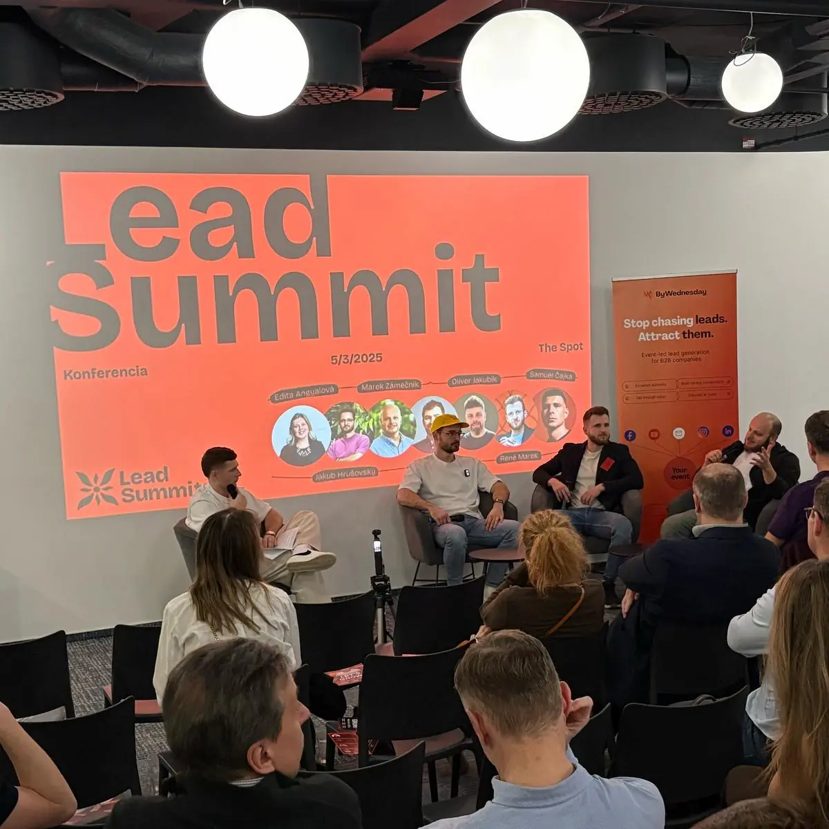 Audience at a Lead Summit presentation
